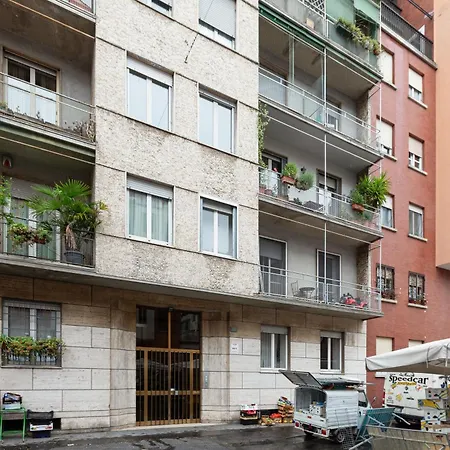 Bright Milan- Citta Studi With Balcony ميلان